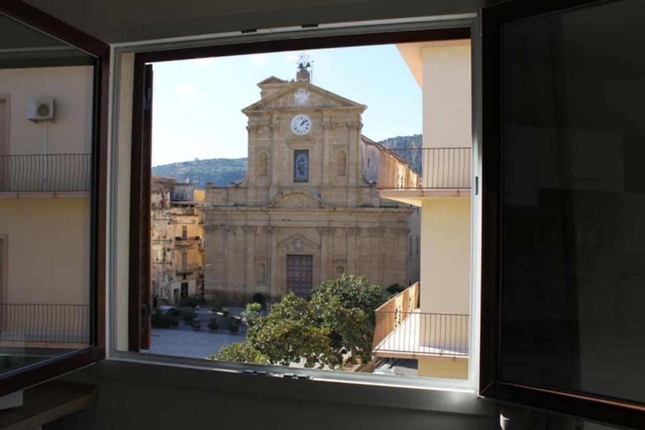 Solemar Sicilia - Piazza Duomo Appartamento Bagheria Esterno foto